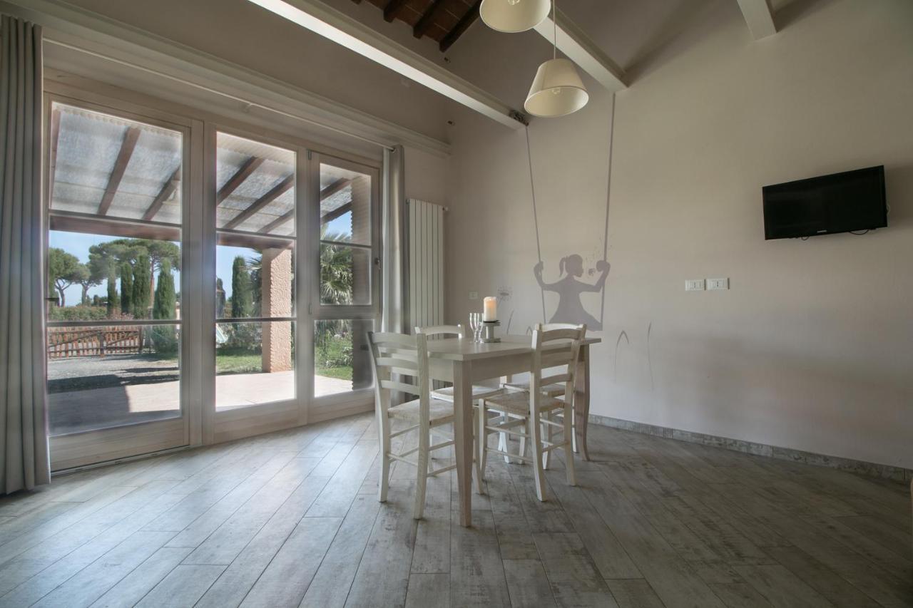 Fattoria Palazzeta - Pet & Family Friendly Aparthotel เชชินา ภายนอก รูปภาพ