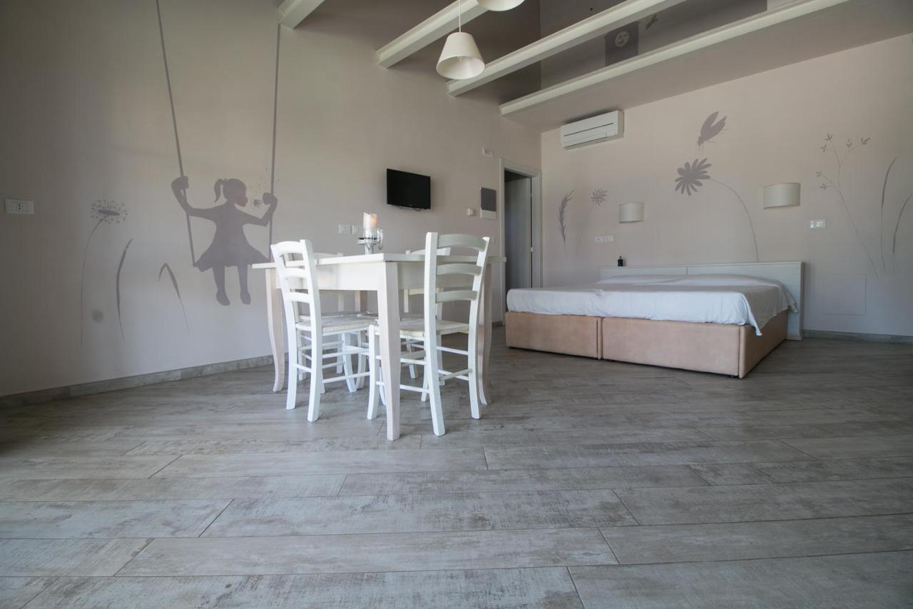 Fattoria Palazzeta - Pet & Family Friendly Aparthotel เชชินา ภายนอก รูปภาพ