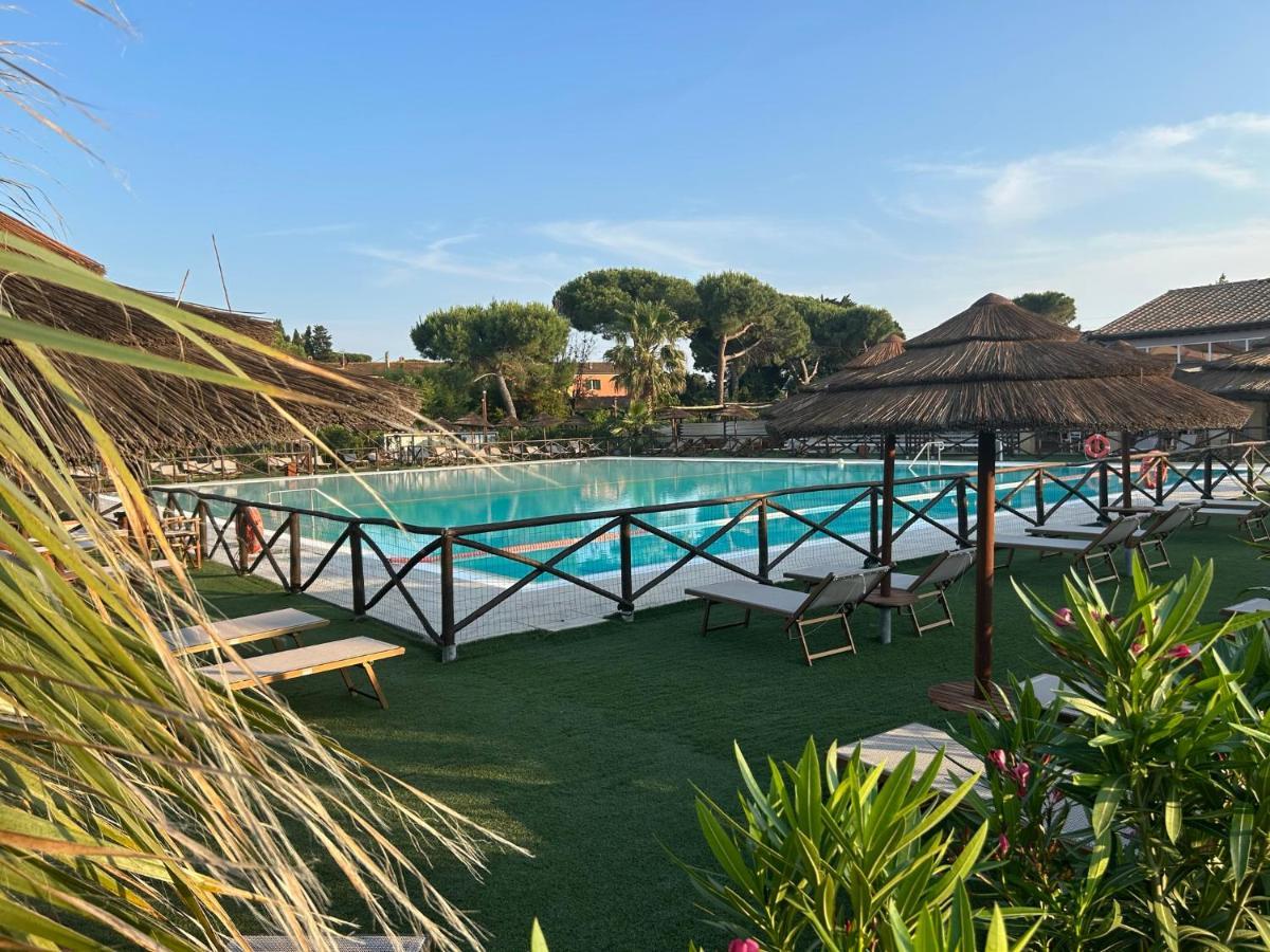 Fattoria Palazzeta - Pet & Family Friendly Aparthotel เชชินา ภายนอก รูปภาพ